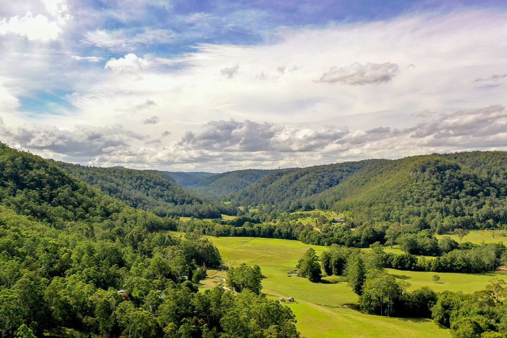 ravensdale retreat valley shot