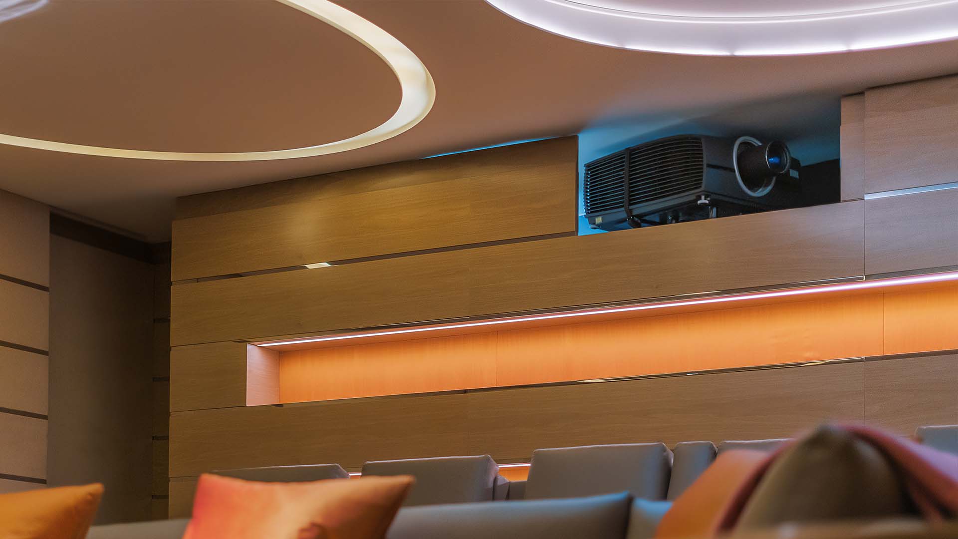 FutureAutomation Cinema projector Header Terms